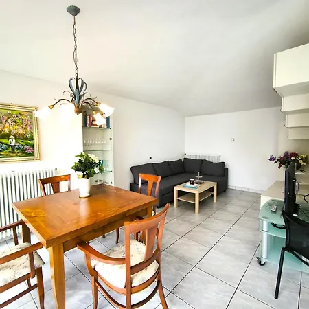 Vila Casa Blanca Lesa